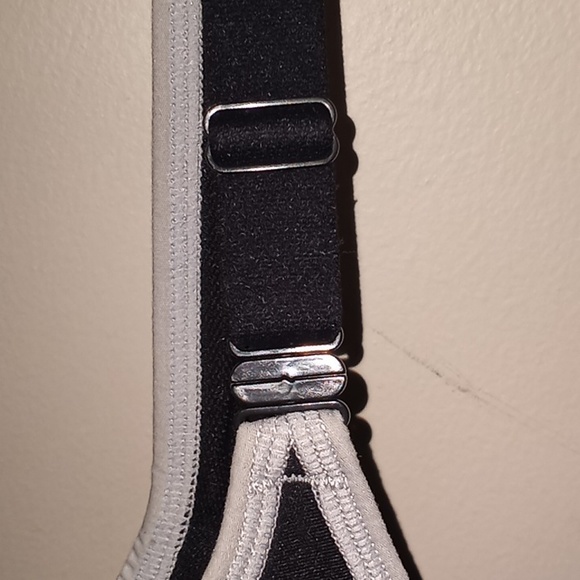 Vanity Fair Padded Black and Gray Bra Size 44D - Picture 6 of 11